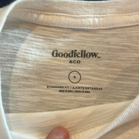 Goodfellow white short sleeve Tshirt w/pocket. Brand new w/ tags. AS. - Picture 5 of 6